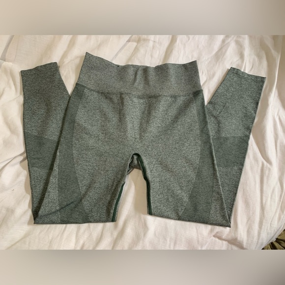 PINK Seamless Contour Leggings (size m) - Picture 1 of 3